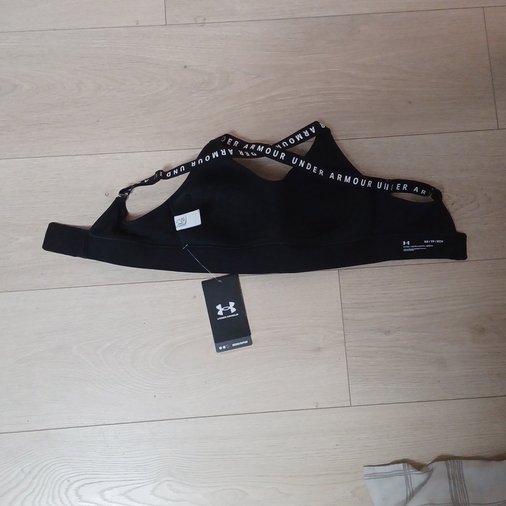 Under Armour exercise bra - Picture 4 of 5